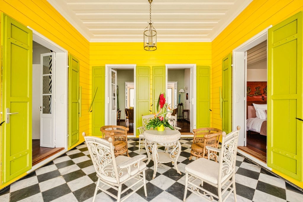 Que propose la Villa Marie-Lucie comme logement et services ?